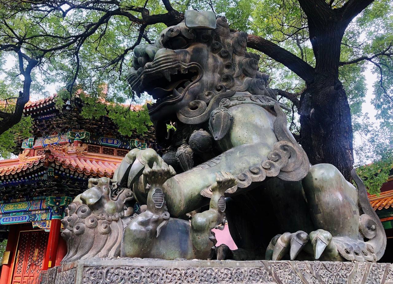 yonghe buddhist temple in Beijing