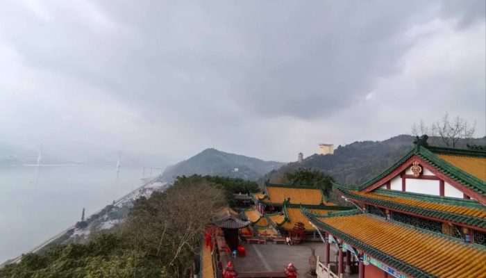 Fengdu Ghost City from Chongqing daytrip