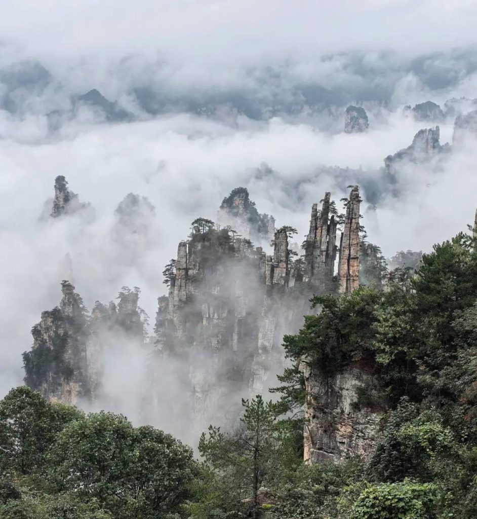 Zhangjiajie 2-Day Itinerary Explore Avatar Mountains HUnan