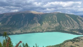 Best time to visit Kanas Lake
