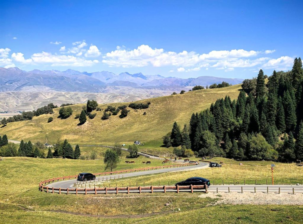 Nalati Grassland Xinjiang travel guide China